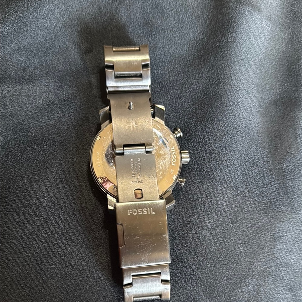 Fossil Silver BQ1651 men’s watch - Picture 2 of 7